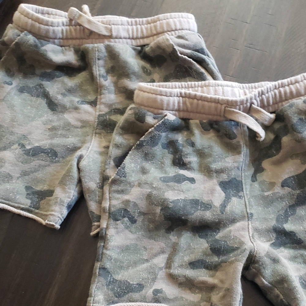 SOLD OUT!  Toddler boy shorts (camo)
